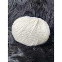 Indiecita 8PLY Cream